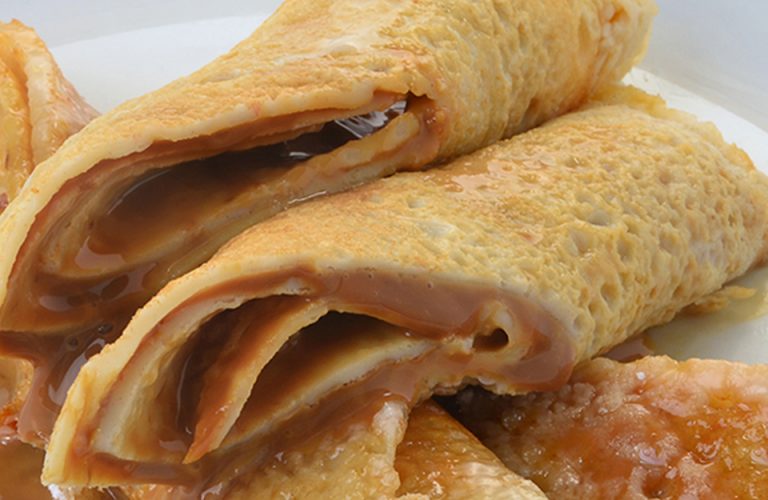 Panqueques con Manjar | Marca Chile