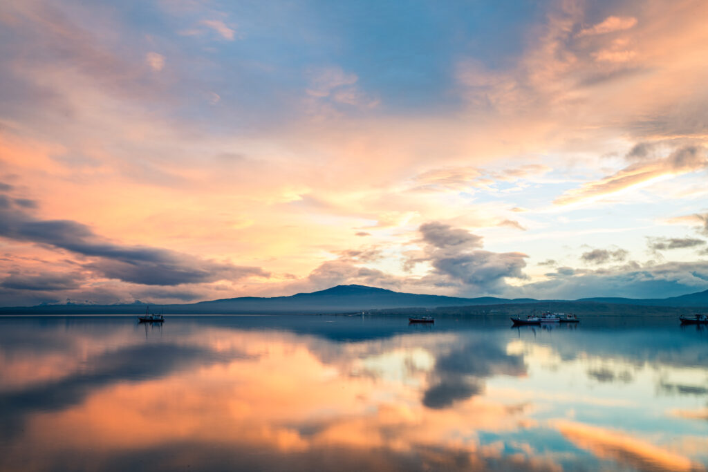 “Esencia de Otoño & Outdoor”: El concurso fotográfico que busca capturar el alma del sur de Chile bajo el lente de la aventura