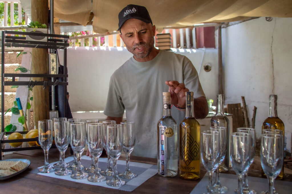 Voces_desde_Chile_Pisco_Felipe_Chaparro_degustación