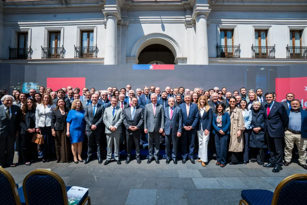 Presidente Kast encabeza el lanzamiento institucional de Choose Chile, en compañía del Canciller Francisco Pérez Mackenna